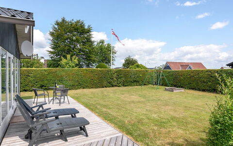 Blesse - 250M from the Sea: Dak, Huis, Huis, Verblijf, Deur, Siding, Dek, Veranda, Plank, Hardwood