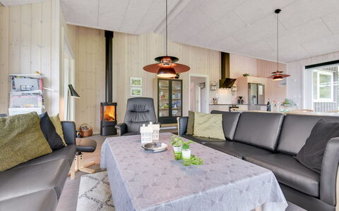 Rathulf - 500M from the Sea: Plantengemeenschap, Zonlicht, Kruidachtige Plant, Tuin, Plantage, Landbouw, Boerderij