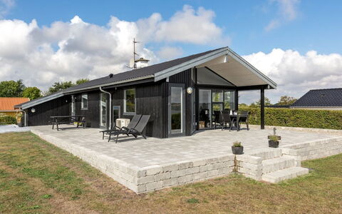 Beowulf - 200M from the Sea: Plantengemeenschap, Zonlicht, Kruidachtige Plant, Tuin, Plantage, Landbouw, Boerderij