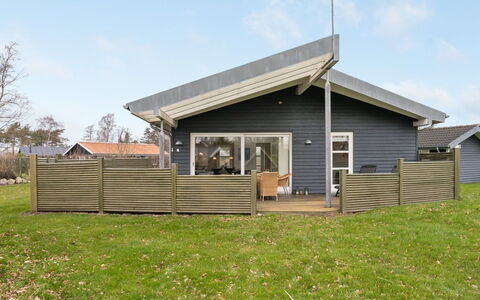 Flete - 200M from the Sea: Plantengemeenschap, Zonlicht, Kruidachtige Plant, Tuin, Plantage, Landbouw, Boerderij