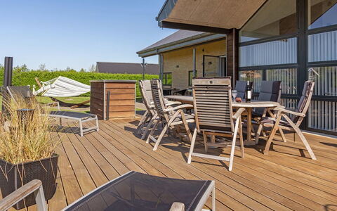 Hans - 700M from the Sea: Dak, Huis, Huis, Verblijf, Siding, Landgoed, Oprit, Garden Gebouwen, Werf, Schuur