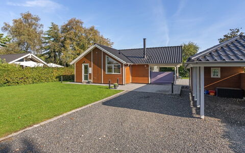 Hellena - 90M from the Sea: Architectuur, Dak, Huis, Samengesteld Materiaal, Daylighting, Siding, Oprit