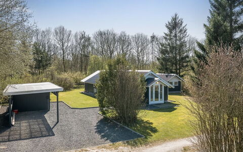 Snefrid - 12Km from the Sea: Plafond, Flooring, Interieur Ontwerp, Verdieping, Samengesteld Materiaal, Meubilair, Toevlucht, Hotel, Ontwerp, Daylighting