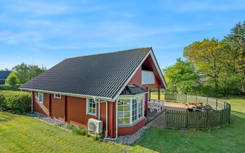 Liam - 800M to the Fjord: Gras, Struik, Huis, Tuin, Huis, Verblijf, Land Lot, Gazon, Groundcover