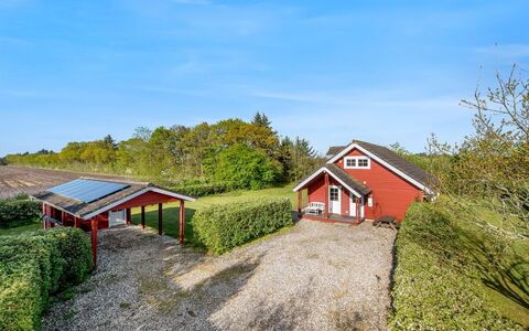 Liam - 800M to the Fjord: Struik, Dak, Verblijf, Tuin, Landgoed, Boerderij, Landscaping, Oprit, Garden Gebouwen