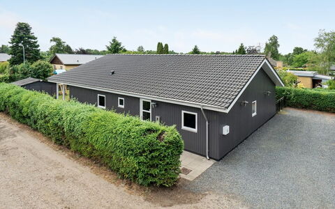 Tord - 350M from the Sea: Woongebied, Dak, Voorstad, Oprit, Landgoed, Schoorsteen