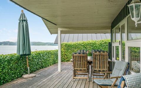 Algot - 100M to the Fjord: Dak, Huis, Huis, Verblijf, Siding, Landgoed, Oprit, Garden Gebouwen, Werf, Schuur