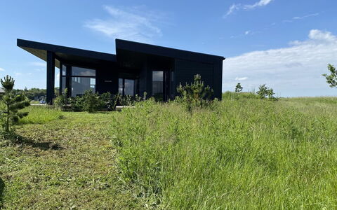 Anelle - 500M from the Sea: Verblijf, Huis, Huis, Dak, Veranda, Landgoed, Siding, Garden Gebouwen, Boerderij, Werf