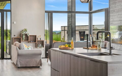 Anelle - 500M from the Sea: Meubilair, Keuken, Interieur Ontwerp, Countertop, Flooring, Lichte Inrichting, Plafond, Stoel, Verlichting, Huis