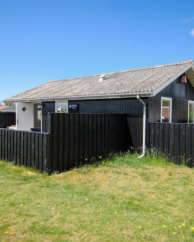 Engelbertine - 900M from the Sea