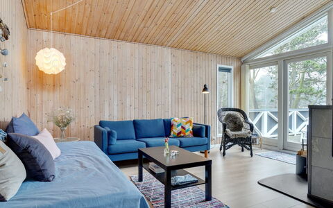 Ljupka - 1Km from the Sea: Meubilair, Interieur Ontwerp, Hout, Flooring, Plafond, Verdieping, Bankstel, Woonkamer, Kamer, Huis