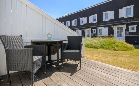 Segot - 100M to the Fjord: Hardwood, Dek, Plank, Beits, Houten Vloer, Buitenmeubels, Hotel, Balkon