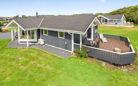 Lucio - 350M to the Fjord: Huis, Dak, Huis, Verblijf, Schuur, Garden Gebouwen, Siding, Werf, Blokhut, Hut