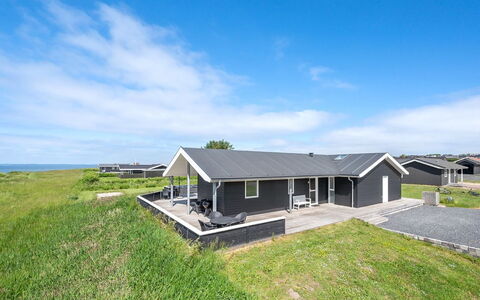 Nahel - 150M to the Fjord: Hout, Huis, Veranda, Dek, Hardwood, Dak, Beits, Houten Vloer, Eco Hotel