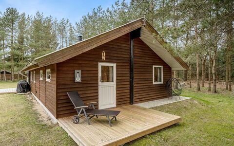 Aman - 700M to the Fjord: Hout, Dak, Huis, Huis, Architectuur, Siding, Land Lot, Verblijf, Schuur, Garden Gebouwen