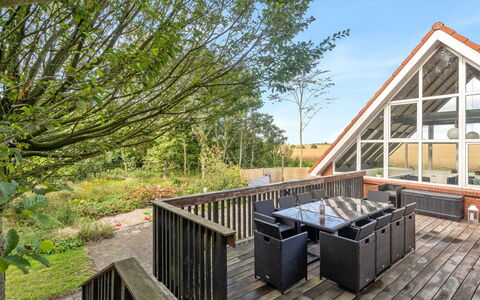 Auguste - 1.5Km to the Fjord: Dak, Huis, Land Lot, Huis, Verblijf, Landgoed, Garden Gebouwen, Schaduw, Blokhut, Landscaping