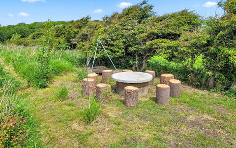 Imilie - 250M to the Fjord: Dak, Huis, Land Lot, Huis, Verblijf, Landgoed, Garden Gebouwen, Schaduw, Blokhut, Landscaping