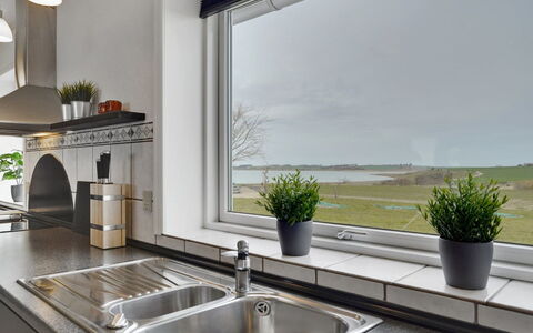 Imilie - 250M to the Fjord: Dak, Huis, Land Lot, Huis, Verblijf, Landgoed, Garden Gebouwen, Schaduw, Blokhut, Landscaping