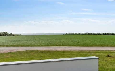 Imilie - 250M to the Fjord: Dak, Huis, Land Lot, Huis, Verblijf, Landgoed, Garden Gebouwen, Schaduw, Blokhut, Landscaping