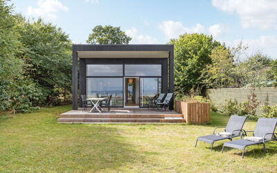 Satu - 50M from the Sea