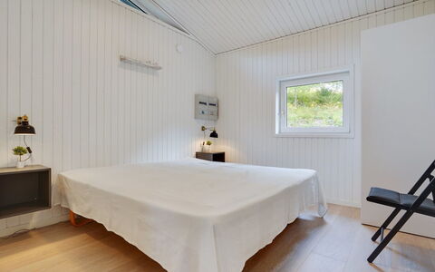 Bjarki - 800M from the Sea: Dak, Huis, Huis, Verblijf, Deur, Siding, Dek, Veranda, Plank, Hardwood