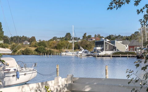 Goda - 5M from the Sea: Woongebied, Dak, Voorstad, Oprit, Landgoed, Schoorsteen