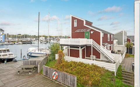 Tyyne - 5M from the Sea: Thatching, Verblijf, Huis, Dak, Huis, Boerderij, Hut, Landgoed, Dorp