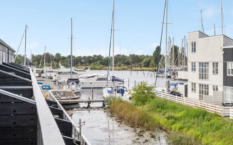 Venild - 5M from the Sea: Dak, Huis, Huis, Verblijf, Siding, Landgoed, Oprit, Garden Gebouwen, Werf, Schuur