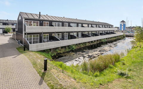 Venild - 5M from the Sea: Dak, Huis, Huis, Verblijf, Siding, Landgoed, Oprit, Garden Gebouwen, Werf, Schuur