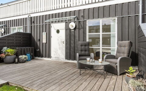 Venild - 5M from the Sea: Dak, Huis, Huis, Verblijf, Siding, Landgoed, Oprit, Garden Gebouwen, Werf, Schuur