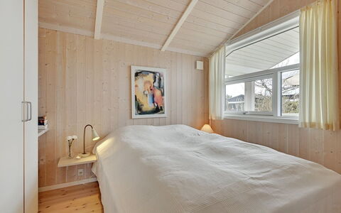 Sitka - 250M from the Sea: Dak, Huis, Huis, Verblijf, Siding, Landgoed, Oprit, Garden Gebouwen, Werf, Schuur