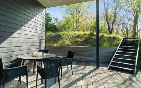 Irek - 500M from the Sea: Verblijf, Huis, Huis, Dak, Veranda, Landgoed, Siding, Garden Gebouwen, Boerderij, Werf