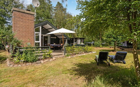 Herlek - 200M from the Sea: Dak, Huis, Huis, Verblijf, Siding, Landgoed, Oprit, Garden Gebouwen, Werf, Schuur