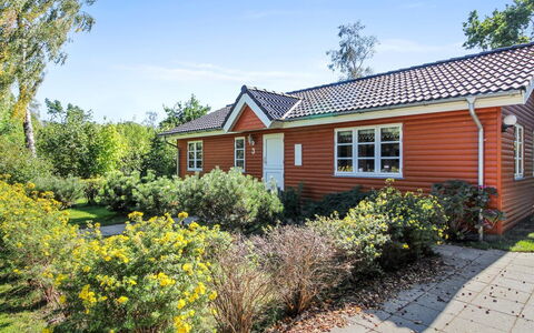 Nela - 300M from the Sea: Woongebied, Dak, Voorstad, Oprit, Landgoed, Schoorsteen