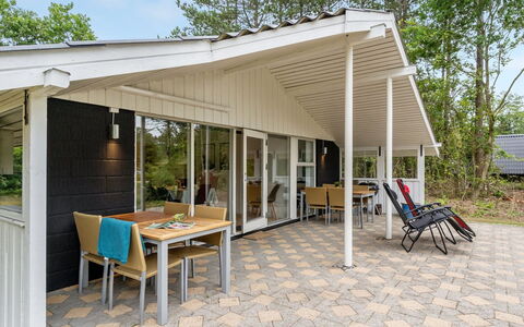 Jakko - 300M from the Sea: Dak, Huis, Huis, Verblijf, Siding, Landgoed, Oprit, Garden Gebouwen, Werf, Schuur
