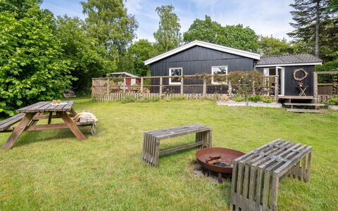 Reika - 1Km from the Sea: Gras, Verblijf, Huis, Huis, Landelijk Gebied, Land Lot, Tuin, Gazon, Backyard