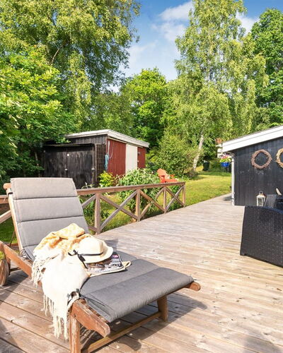 Reika - 1Km from the Sea