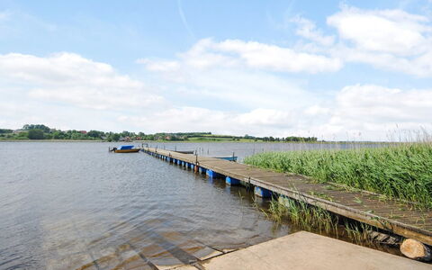 Annabeth - 300M to the Fjord: Lucht, Blauw, Watervoorraden, Water, Dag, Waterweg, Wolk, Waterloop, Bank, Dok