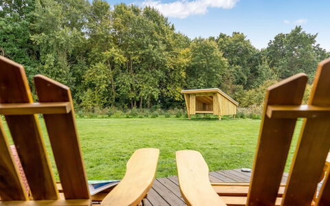 Femke - 250M to the Fjord: Hout, Huis, Veranda, Dek, Hardwood, Dak, Beits, Houten Vloer, Eco Hotel