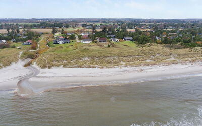 Annabell - 150M from the Sea