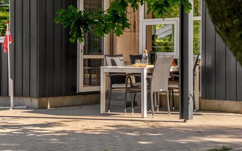 Barne - 4Km from the Sea: Dak, Huis, Huis, Verblijf, Siding, Landgoed, Oprit, Garden Gebouwen, Werf, Schuur