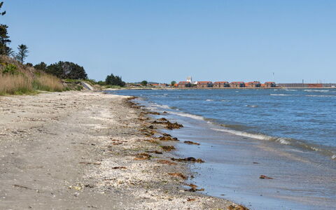 Kalist - 50M from the Sea: Dak, Huis, Huis, Verblijf, Siding, Landgoed, Oprit, Garden Gebouwen, Werf, Schuur