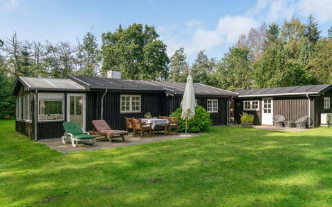 Arnborg - 2Km from the Sea: Architectuur, Dak, Huis, Samengesteld Materiaal, Daylighting, Siding, Oprit
