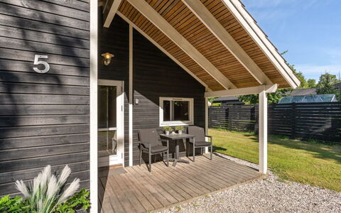 Elita - 1.7Km from the Sea: Thatching, Verblijf, Huis, Dak, Huis, Boerderij, Hut, Landgoed, Dorp