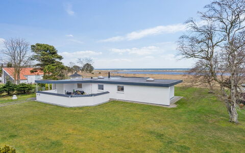 Helja - 125M from the Sea: Thatching, Verblijf, Huis, Dak, Huis, Boerderij, Hut, Landgoed, Dorp