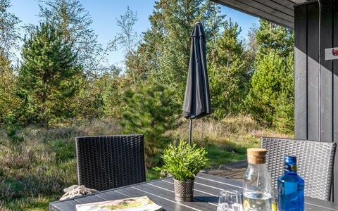 Thomine - 200M from the Sea: Dak, Huis, Huis, Verblijf, Siding, Landgoed, Oprit, Garden Gebouwen, Werf, Schuur