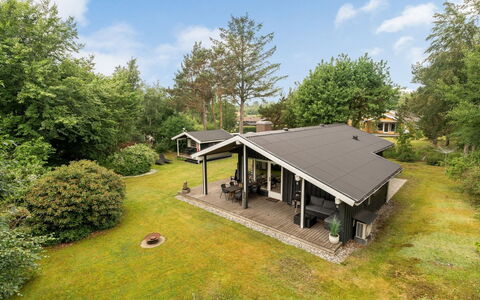 Farthin - 800M from the Sea: Huis, Dak, Huis, Woongebied, Verblijf, Landgoed, Tuin, Gazon, Boerderij, Werf