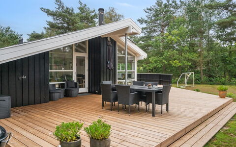 Ove - 500M from the Sea: Dak, Huis, Huis, Verblijf, Siding, Landgoed, Oprit, Garden Gebouwen, Werf, Schuur