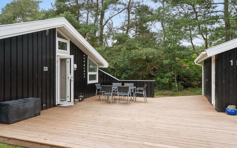 Ove - 500M from the Sea: Dak, Huis, Huis, Verblijf, Siding, Landgoed, Oprit, Garden Gebouwen, Werf, Schuur