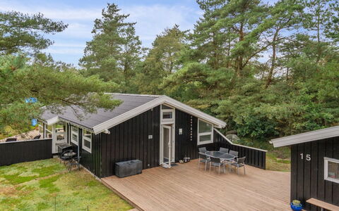 Ove - 500M from the Sea: Dak, Huis, Huis, Verblijf, Siding, Landgoed, Oprit, Garden Gebouwen, Werf, Schuur